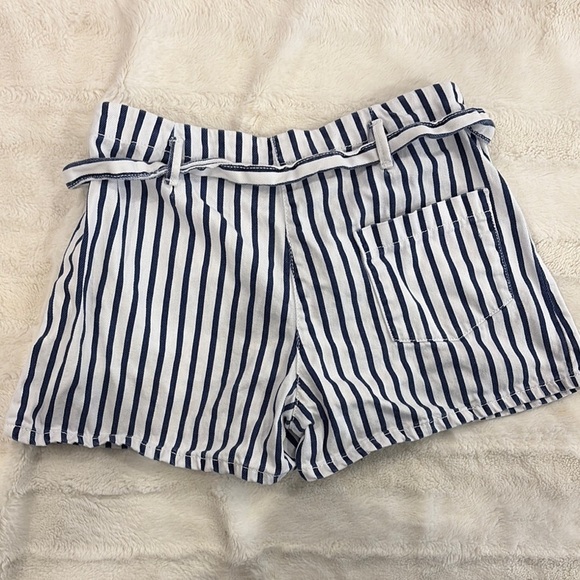 Zara Blue and White High Waist Shorts size 11/12 years - Picture 4 of 7